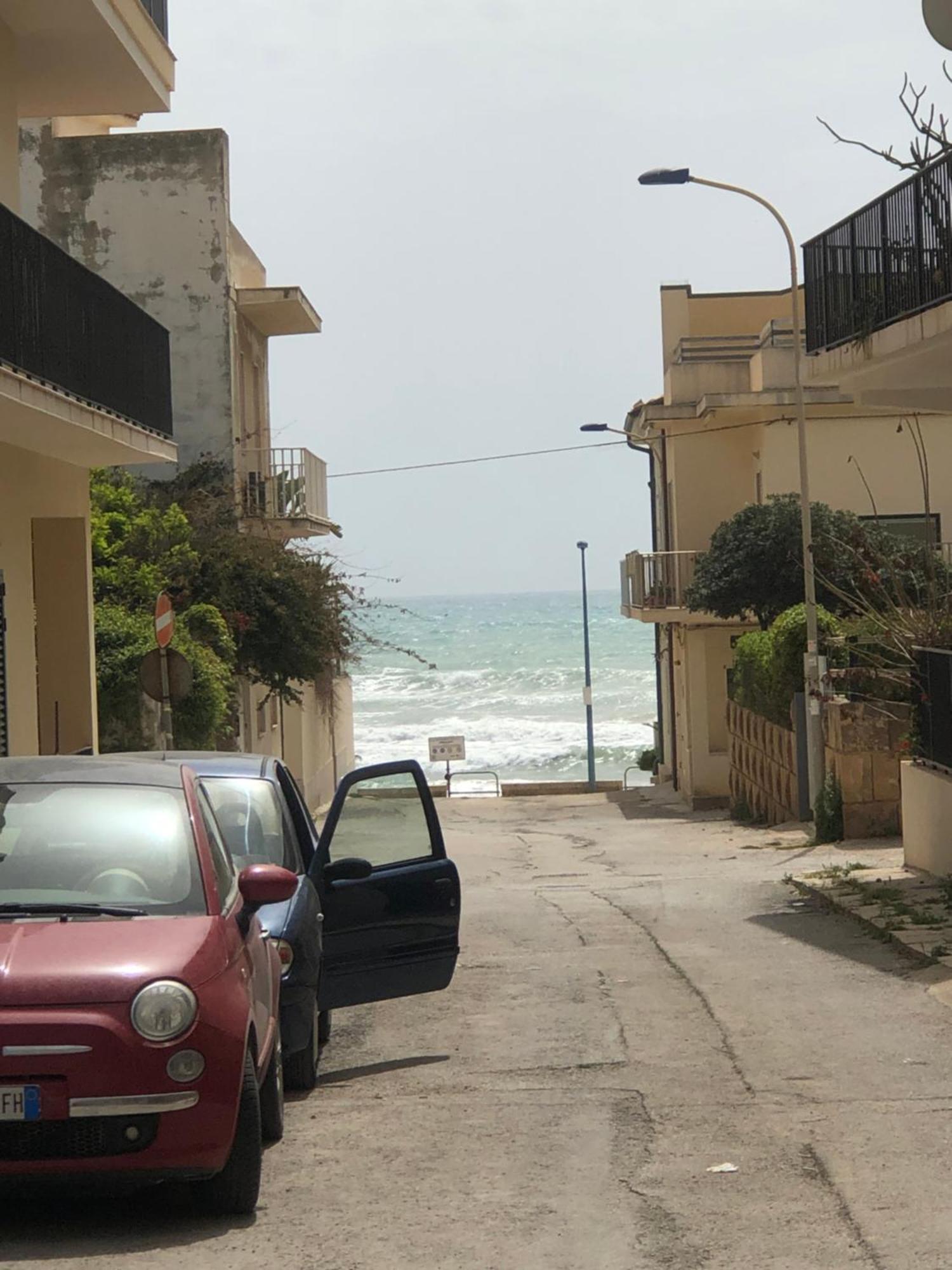 Casa Dorina Charme E Comfort A 100 M Dal Mare Donnalucata  Exterior foto